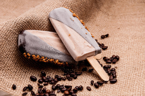 Francesca-Ferrati-wedding-photographer-Verona-still-life-icecream1